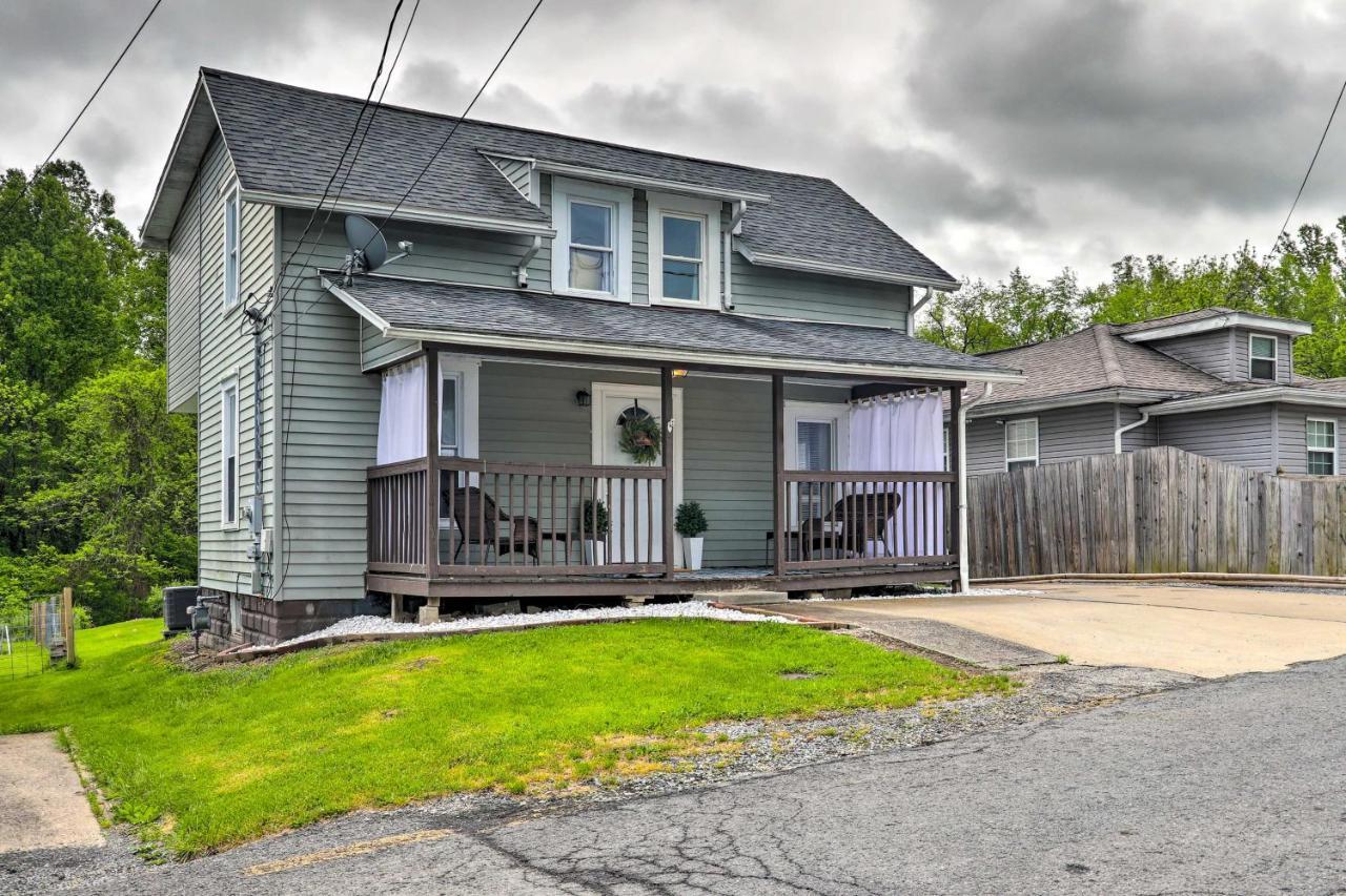 Morgantown Home With Deck About 2 Mi To Wv University! Ngoại thất bức ảnh
