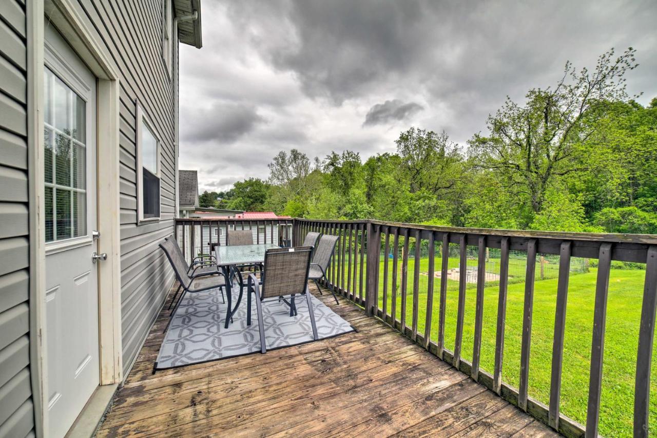 Morgantown Home With Deck About 2 Mi To Wv University! Ngoại thất bức ảnh